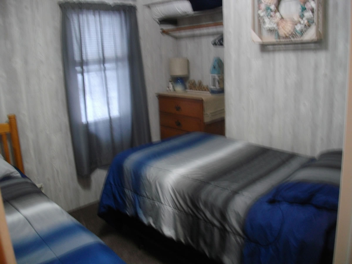 The Northern Meadowlark Resort